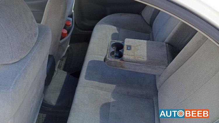 كيا سبكترا 2002