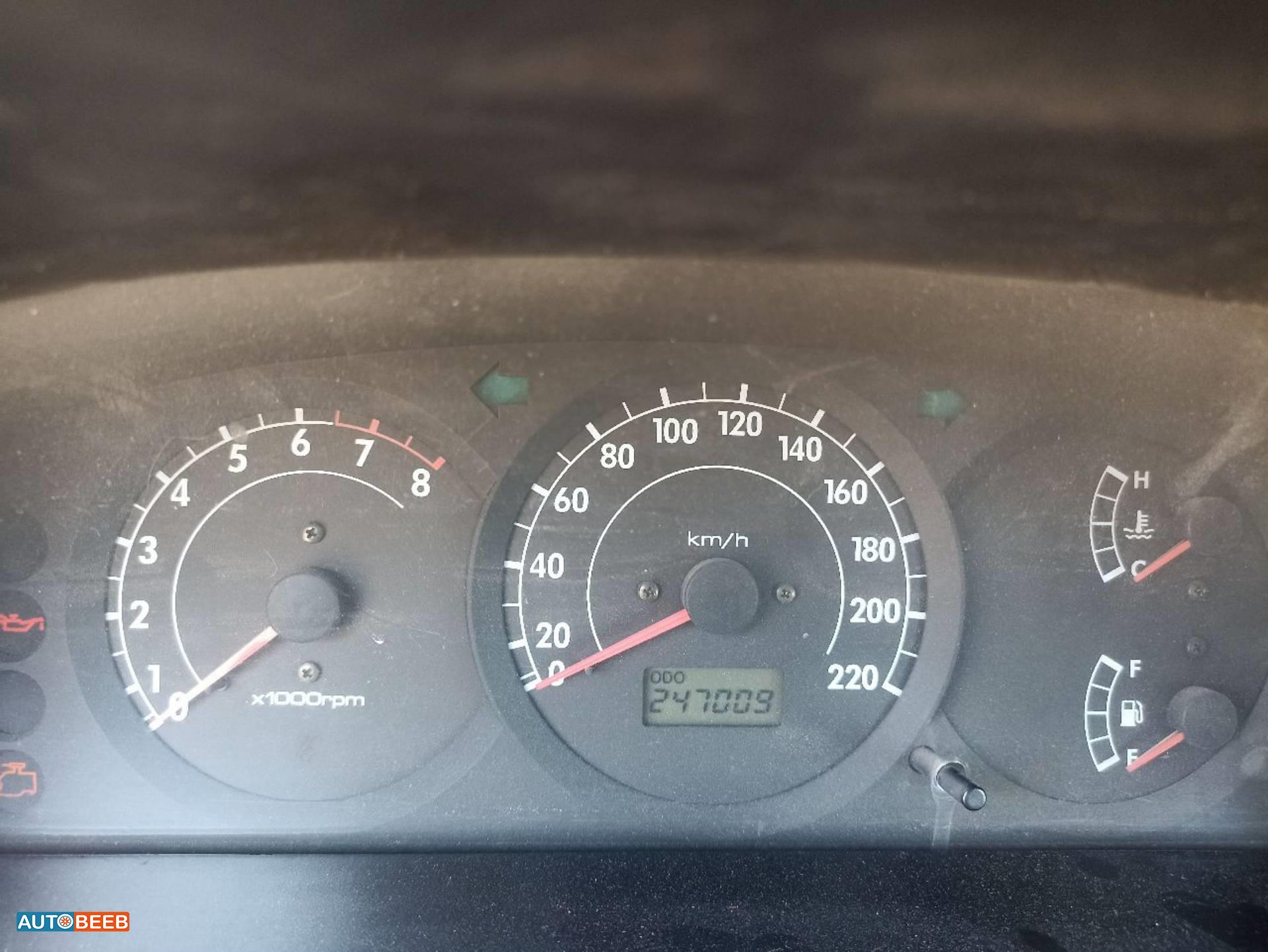 كيا سبكترا 2002