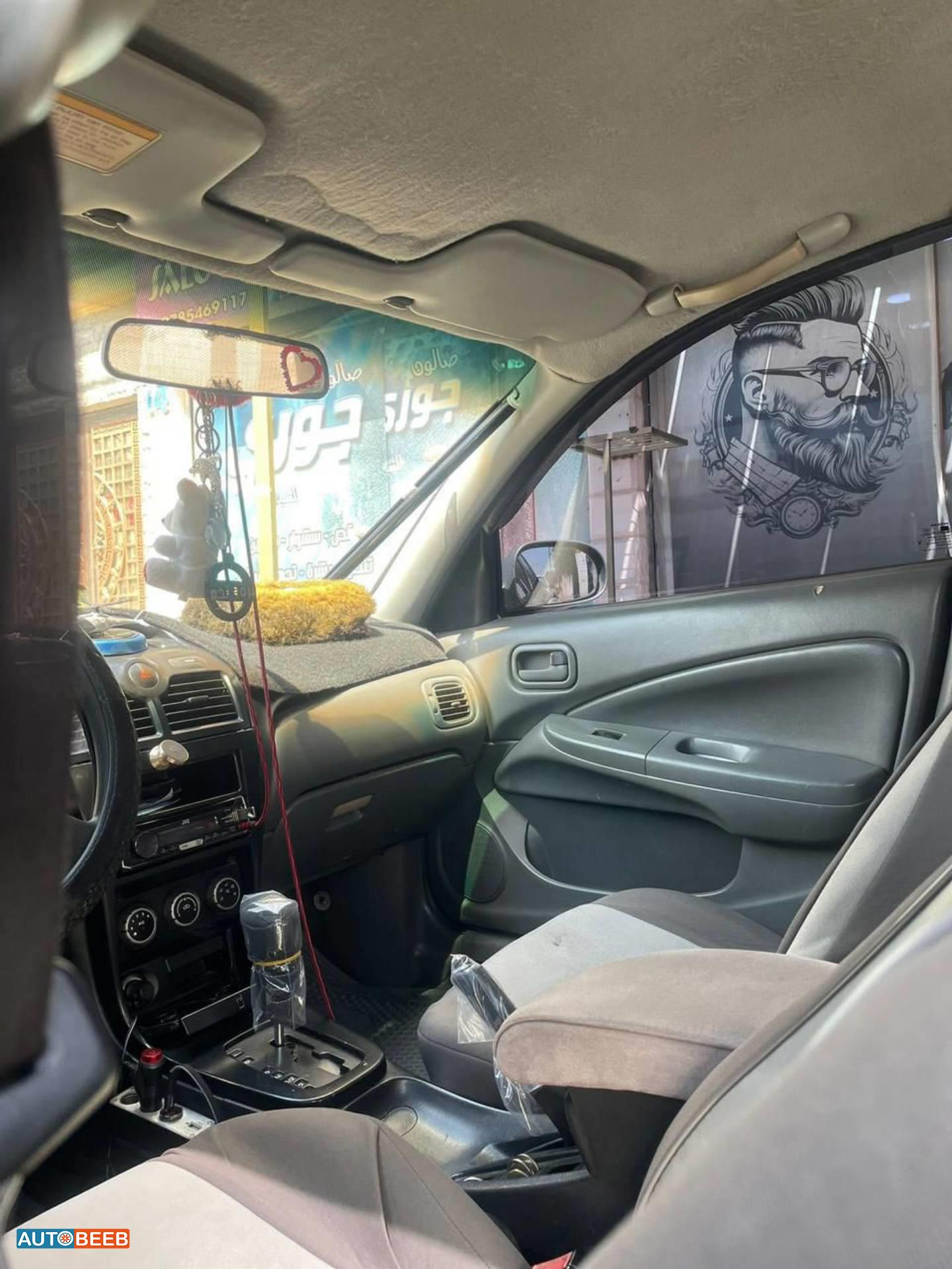 نيسان صني 2011