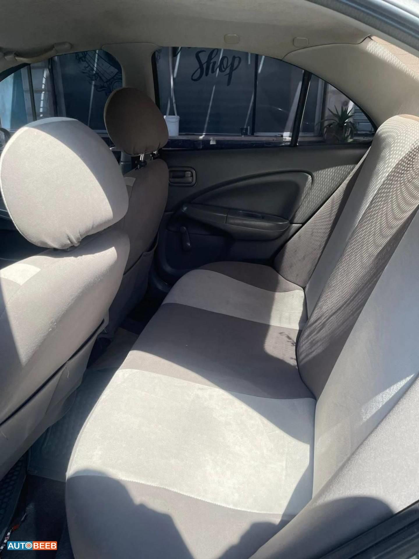 نيسان صني 2011