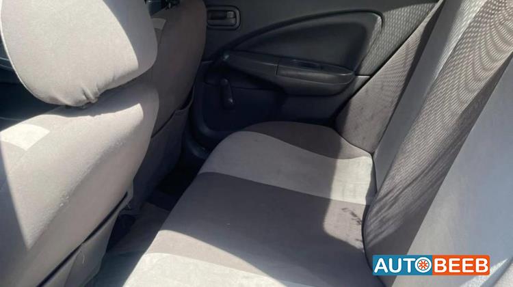 نيسان صني 2011