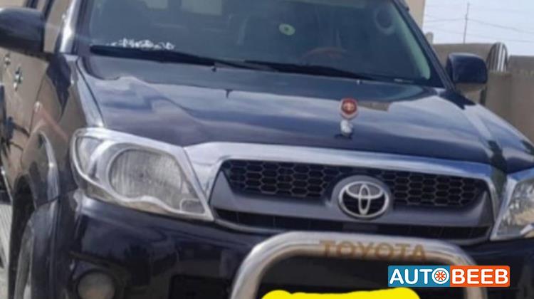 Toyota Hilux 2011