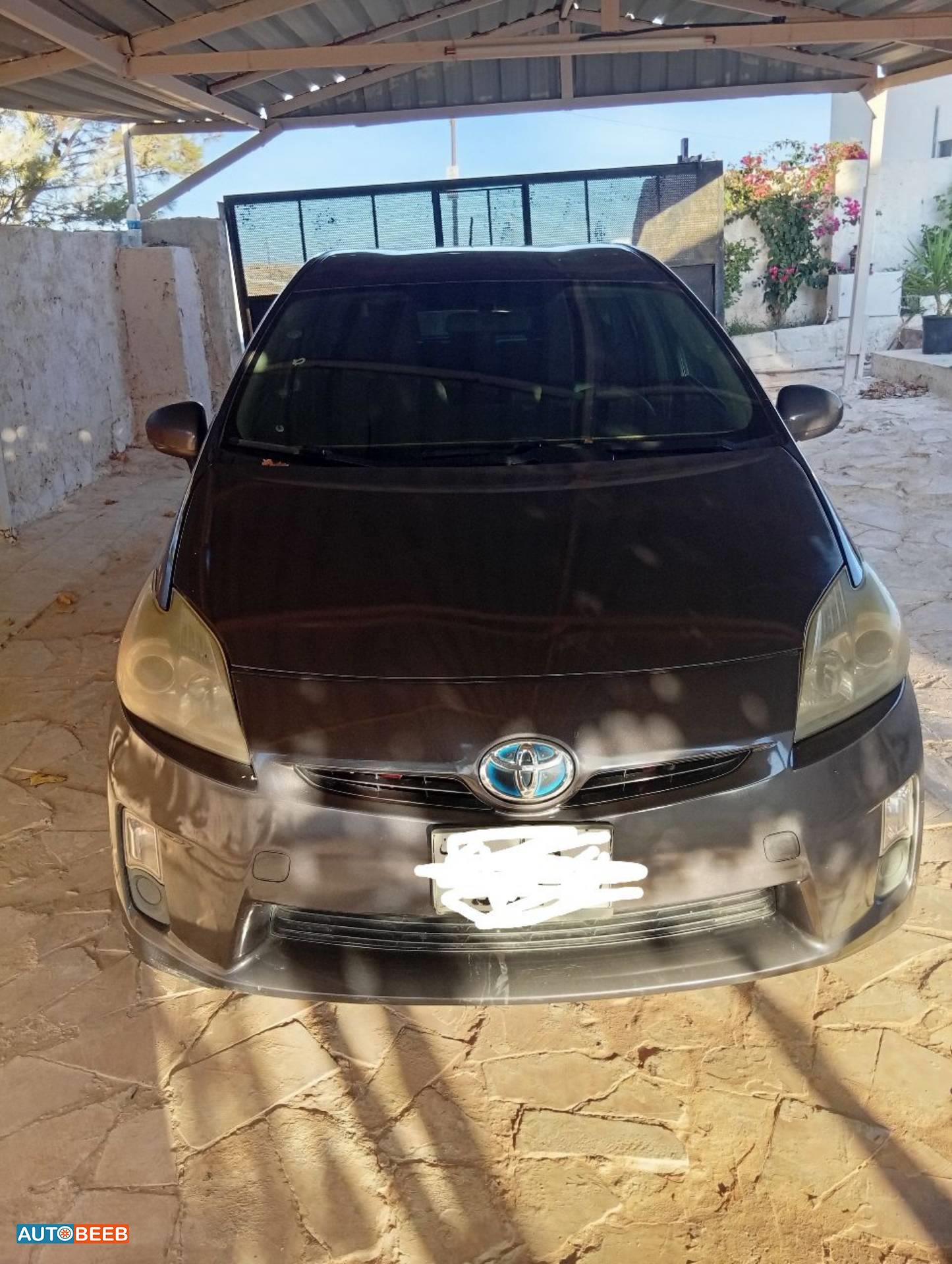 تويوتا بريوس 2010