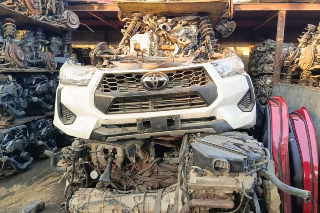 Body  Bumper Toyota Hilux