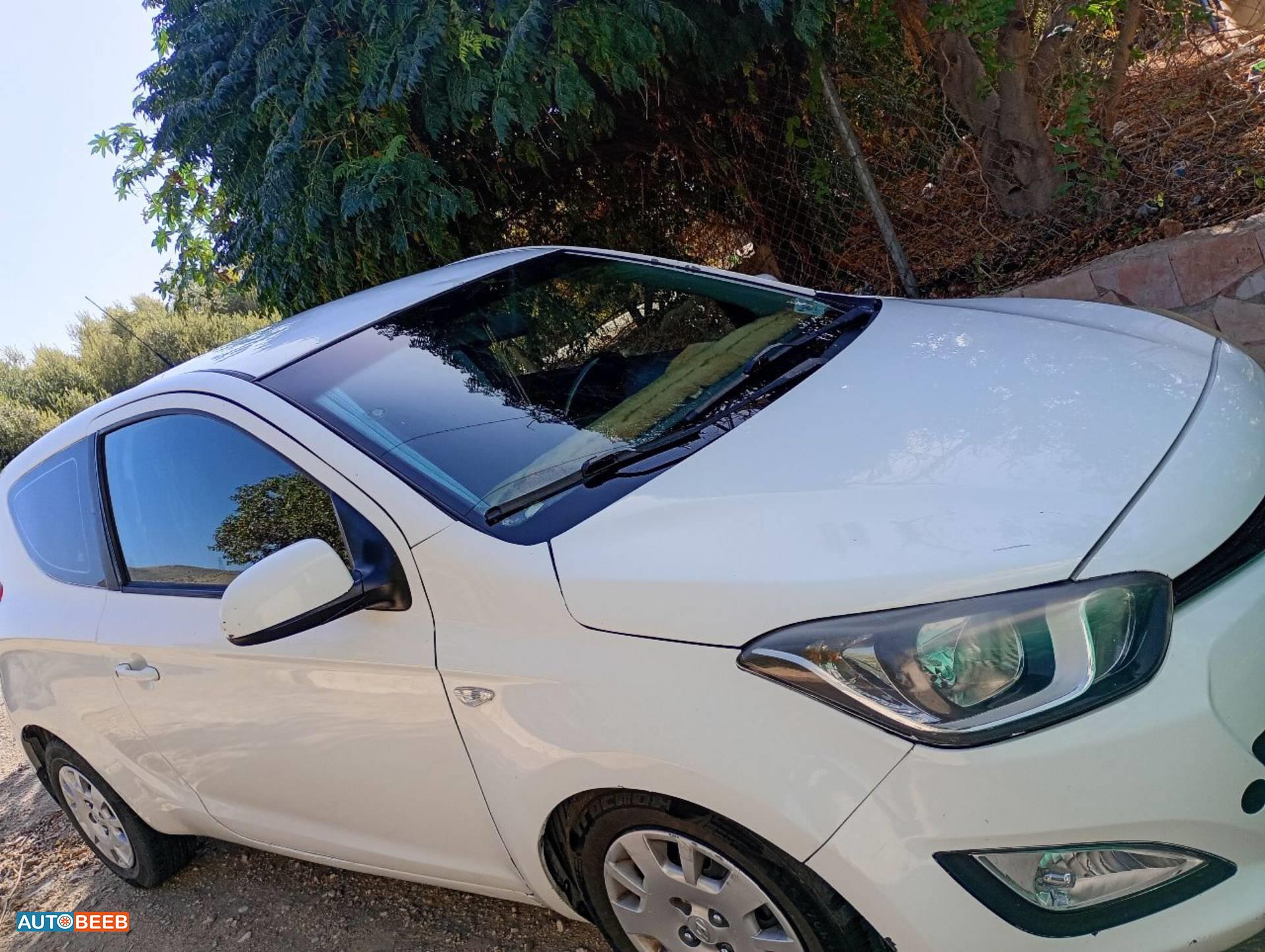 هيونداي i20 2014