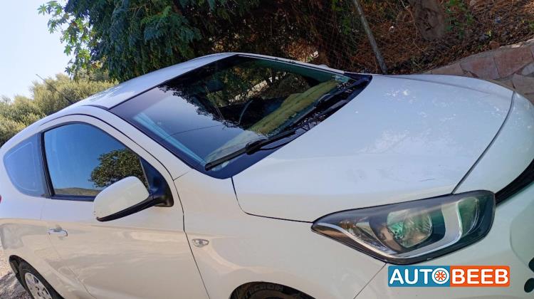 هيونداي i20 2014