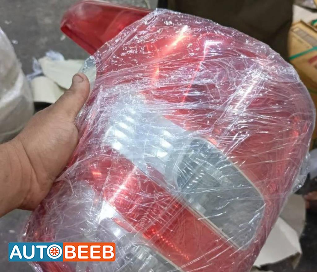 ضوء خلفي L200 2019 2018 2017 2016