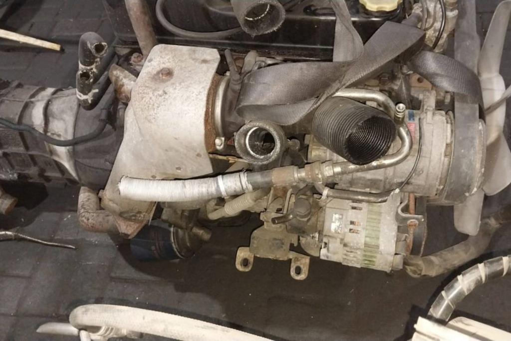 Engine Full Engine Isuzu Pick Up