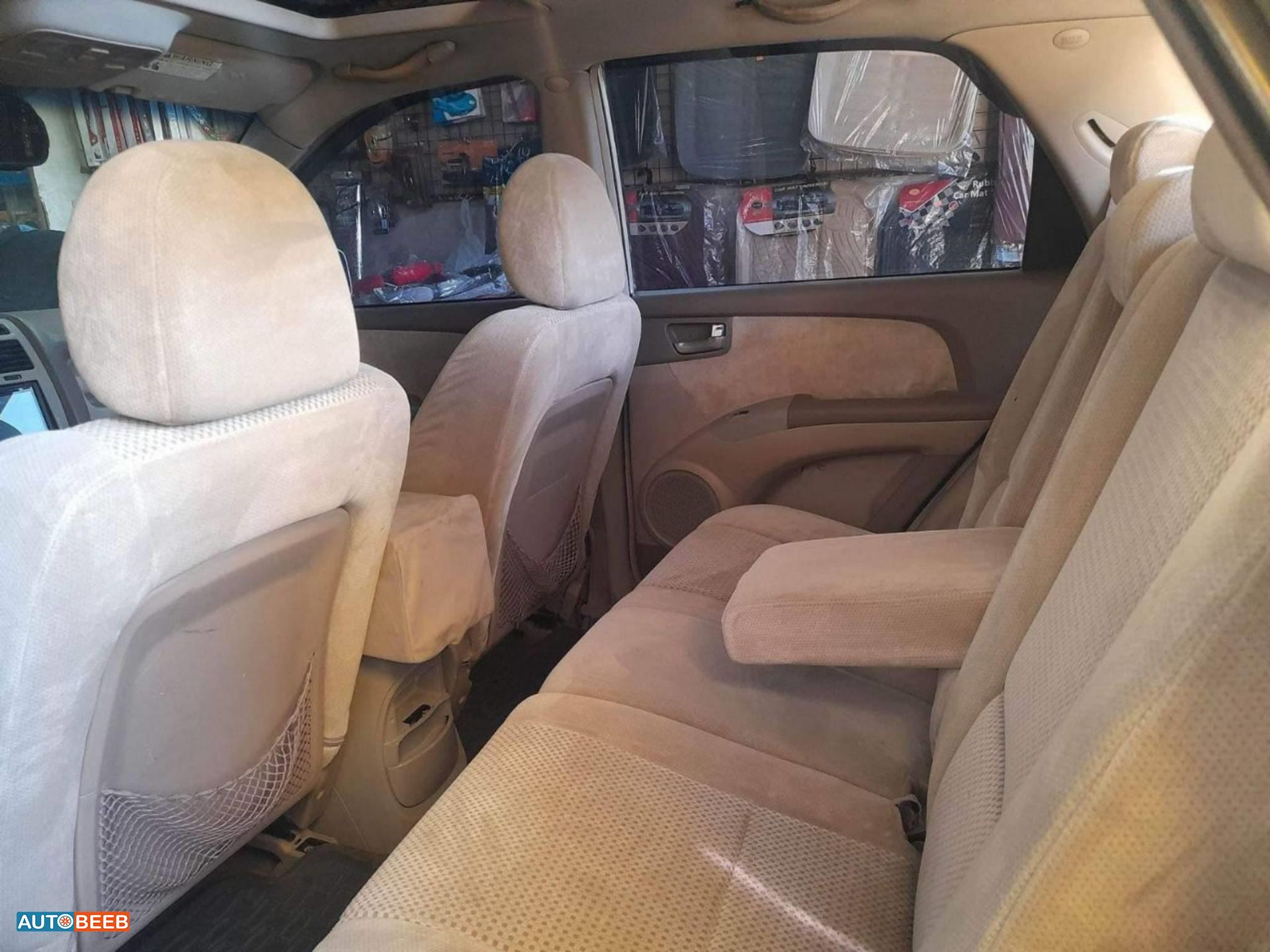 كيا سبورتاج 2005