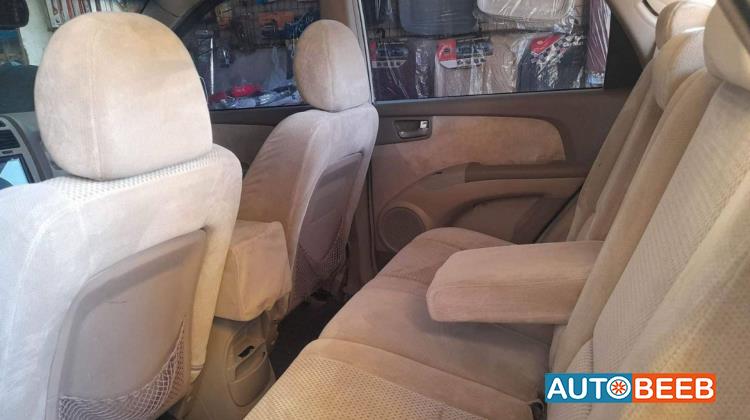 كيا سبورتاج 2005