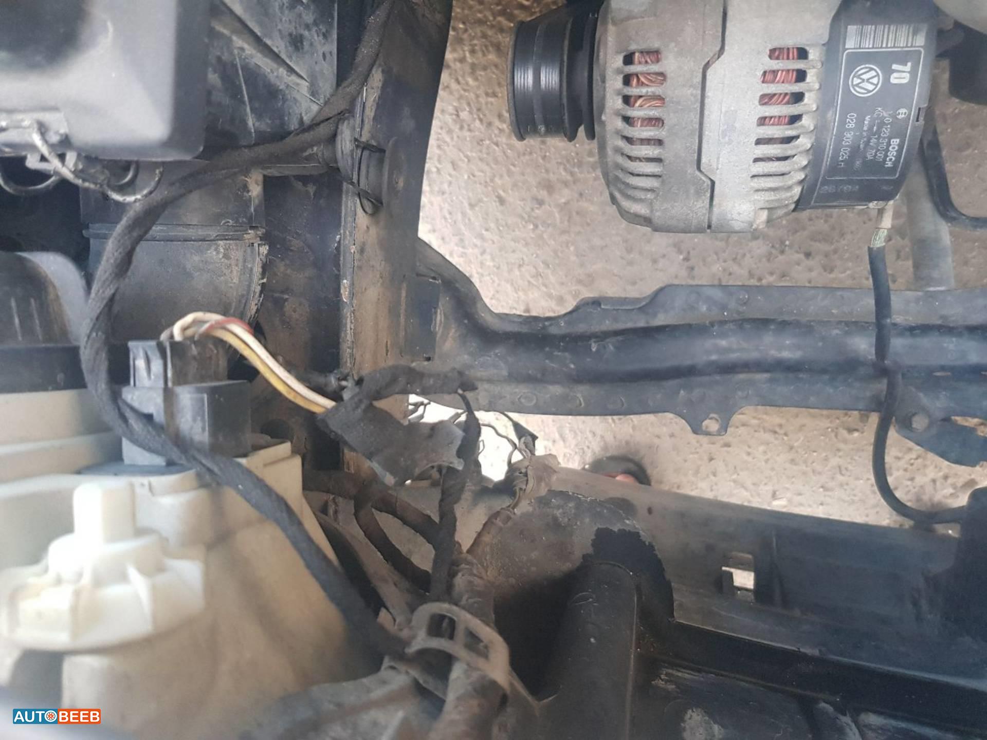 فولكس فاجن جولف MK 1993