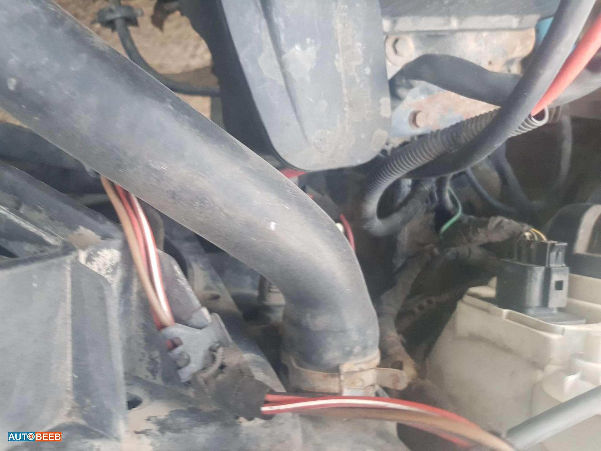 فولكس فاجن جولف MK 1993