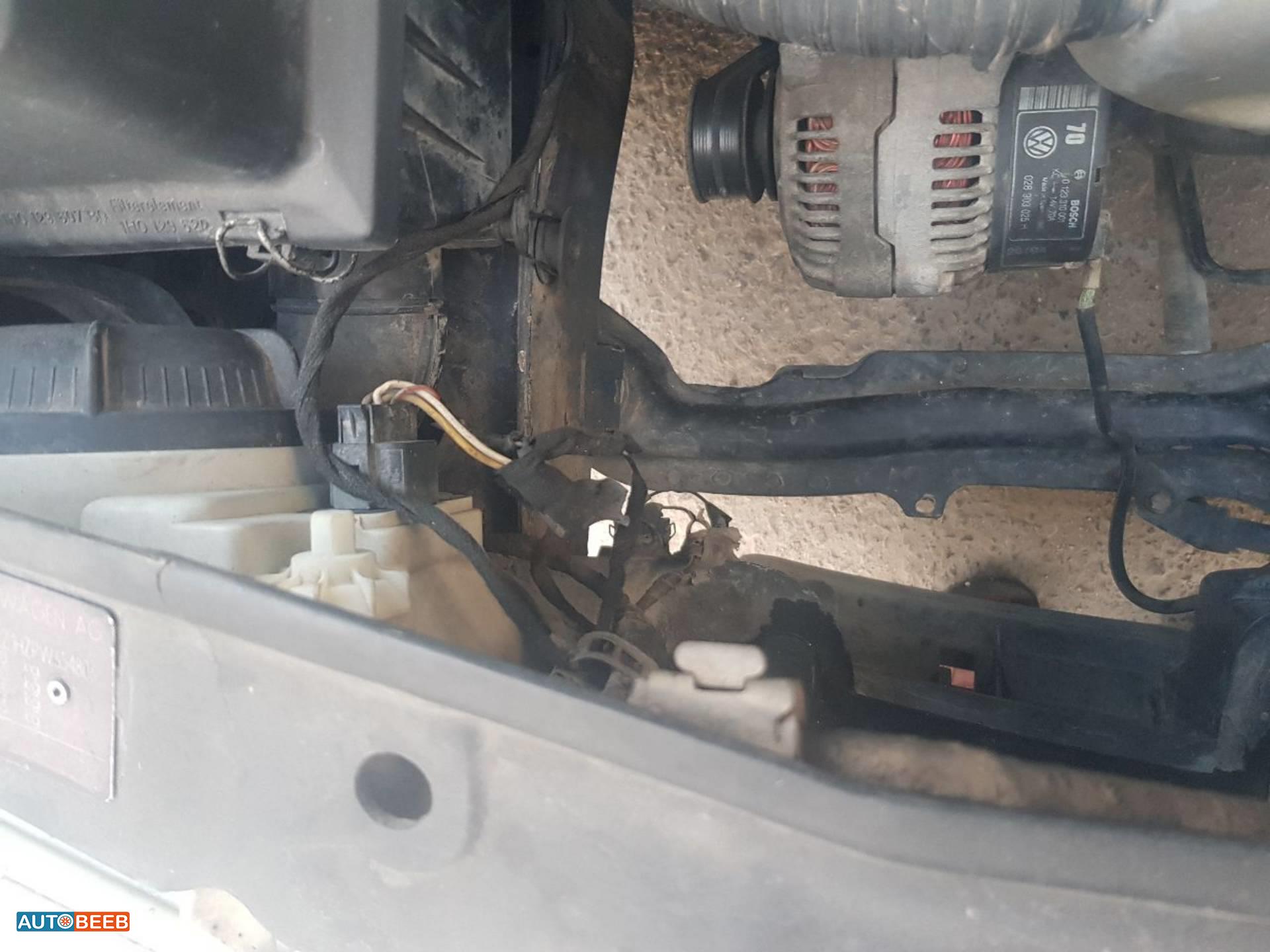 فولكس فاجن جولف MK 1993