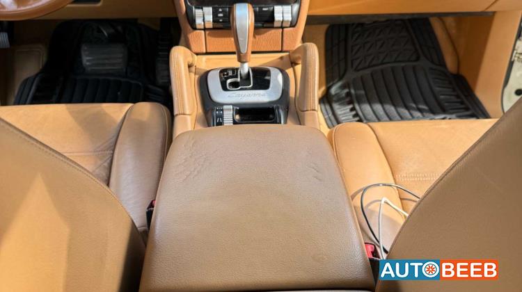 بورش كايين 2006