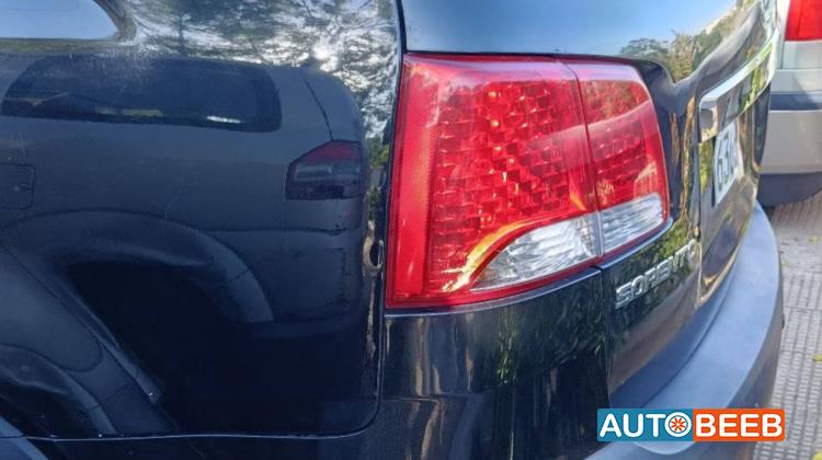 كيا سورينتو 2012