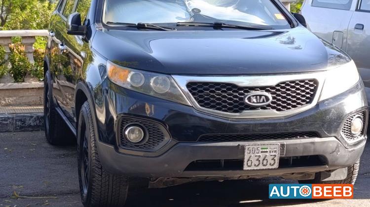 كيا سورينتو 2012