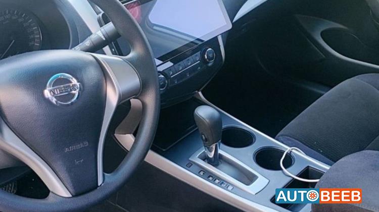 نيسان التيما 2013