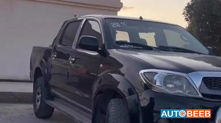 Toyota Hilux 2011