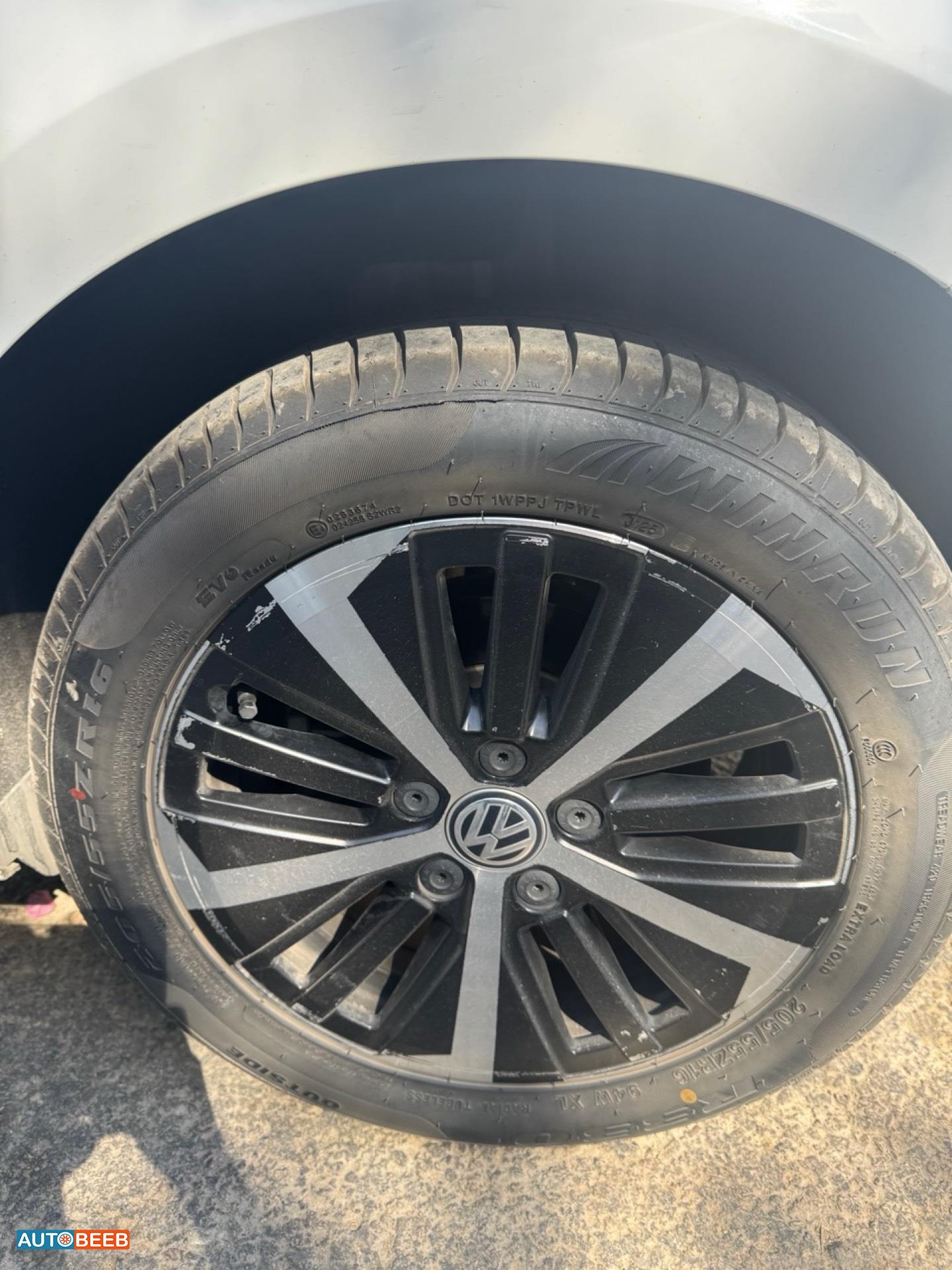 Volkswagen E-Golf 2019