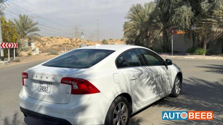 فولفو S60 2012