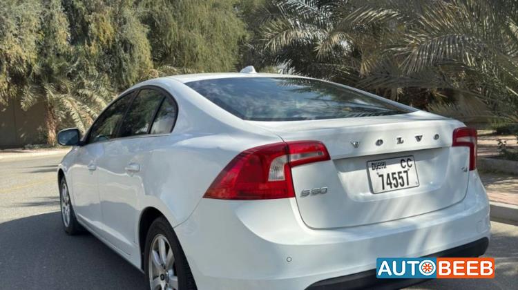 فولفو S60 2012
