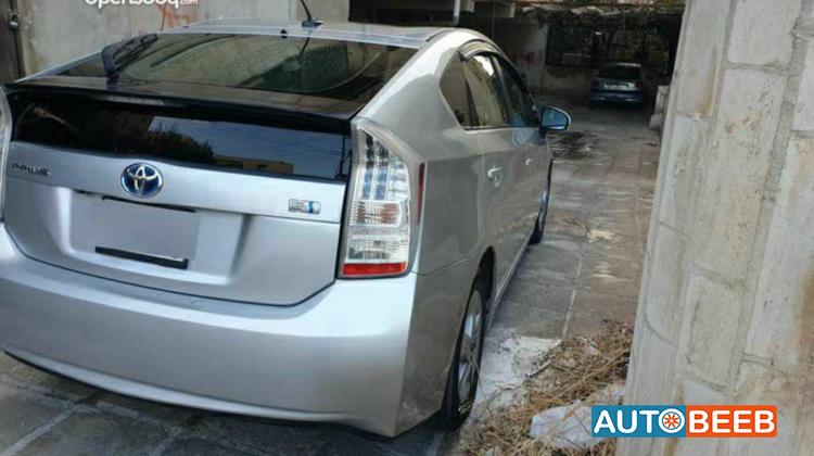 Toyota Prius 2011