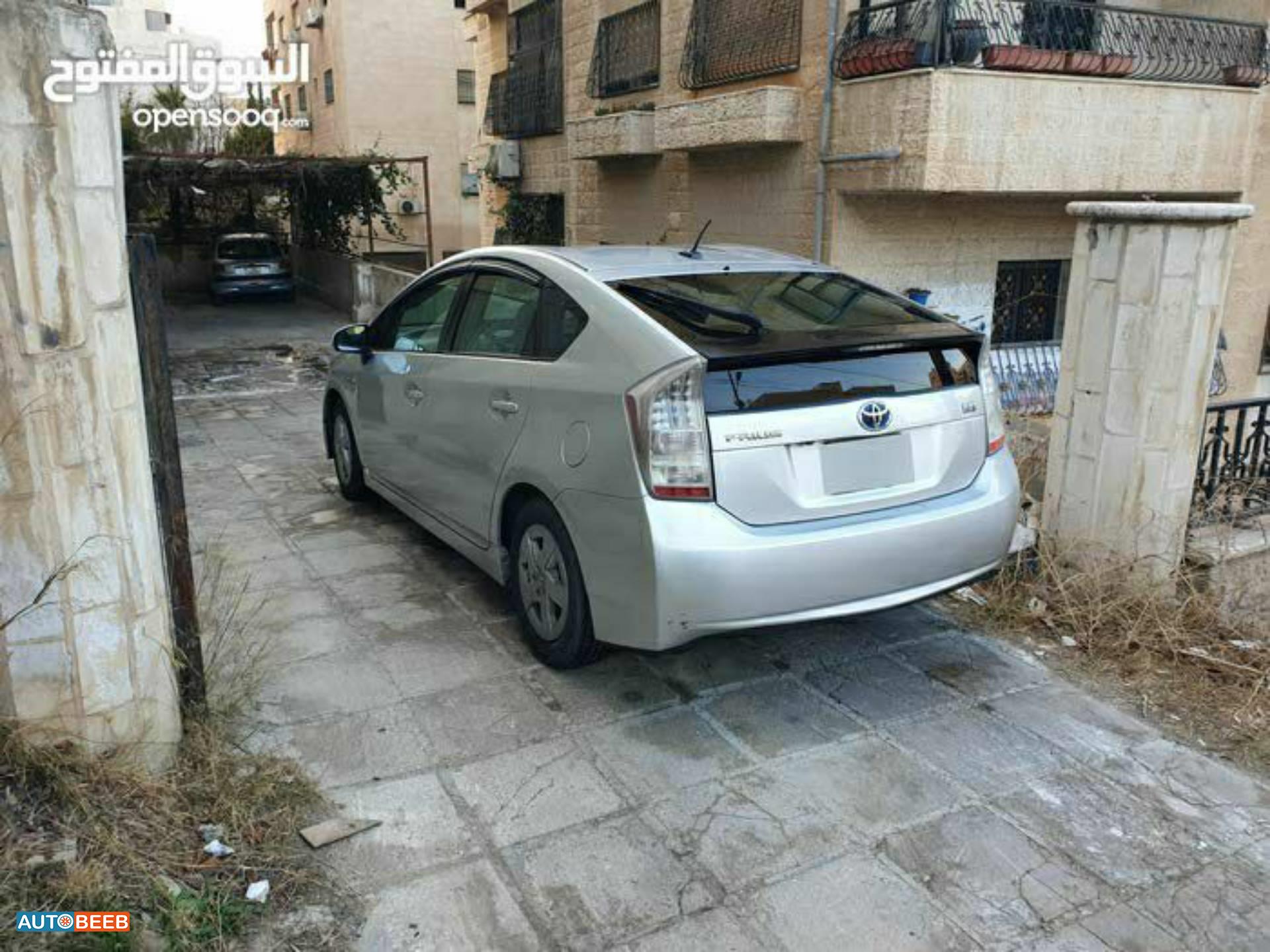 Toyota Prius 2011