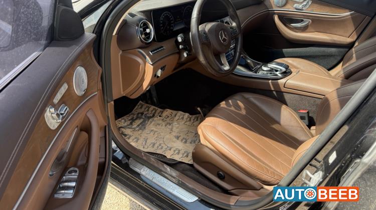 مرسيدس بنز E300 2019