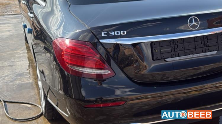 مرسيدس بنز E300 2019