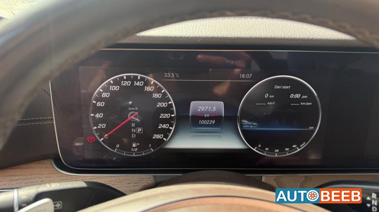 مرسيدس بنز E300 2019