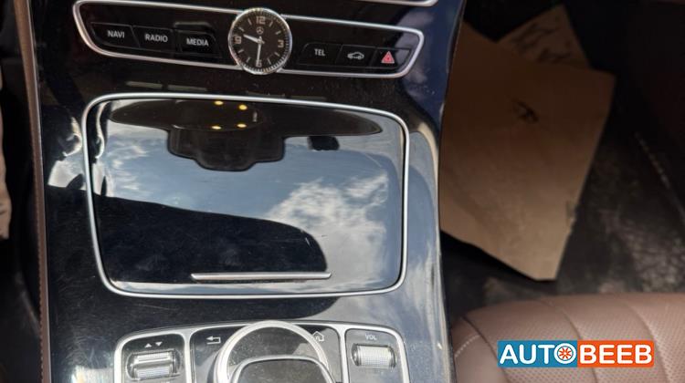 مرسيدس بنز E300 2019