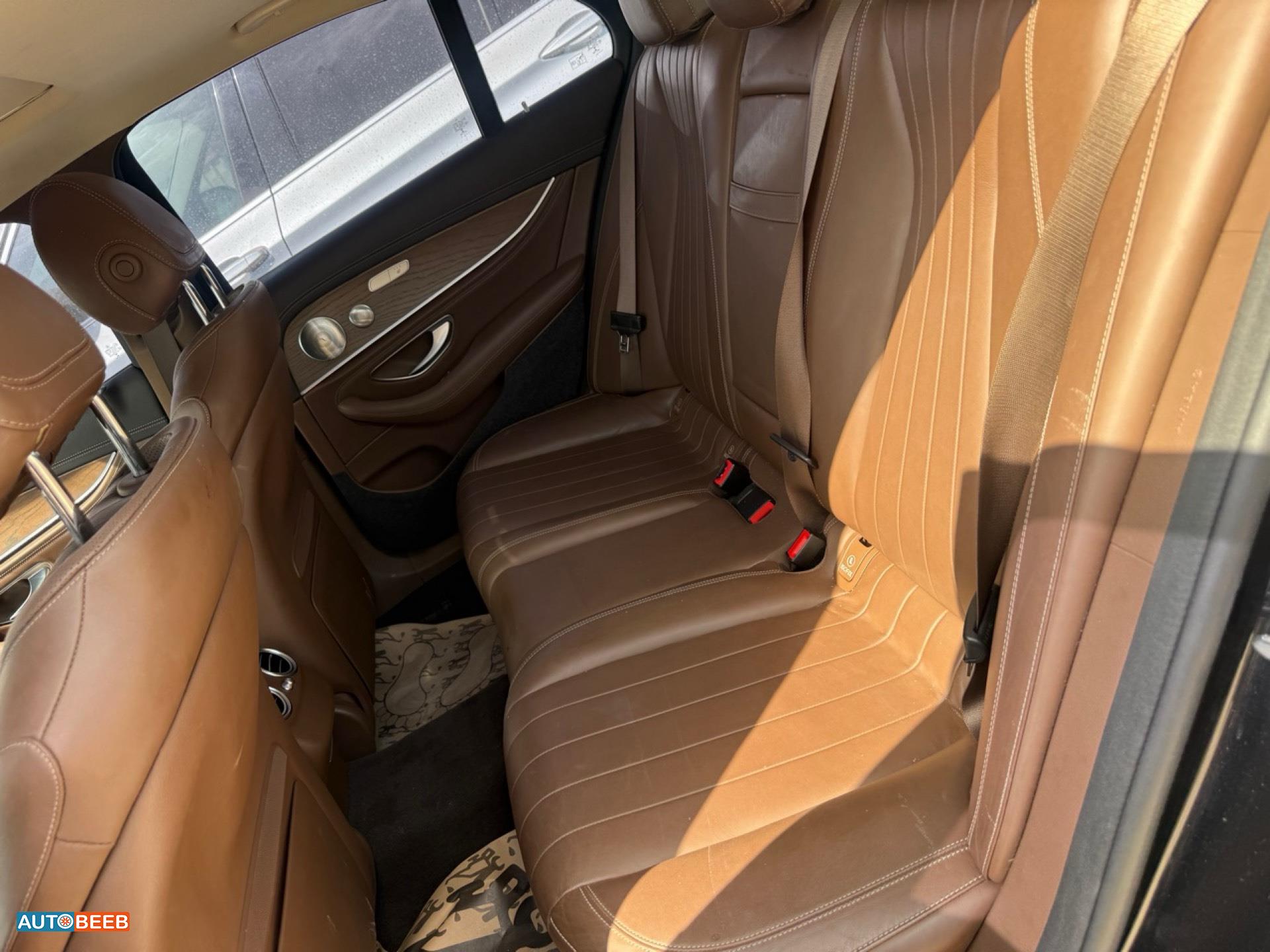 مرسيدس بنز E300 2019