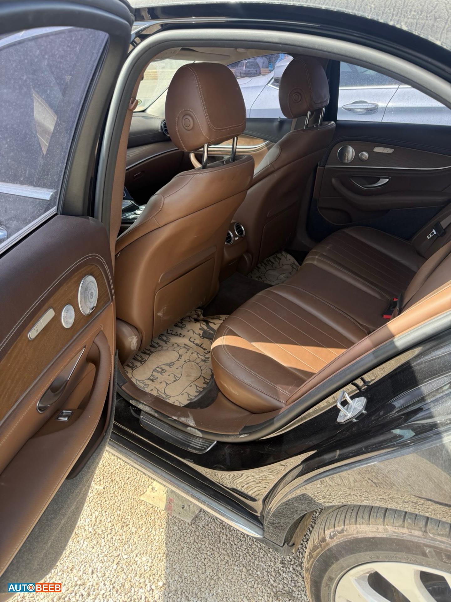 مرسيدس بنز E300 2019