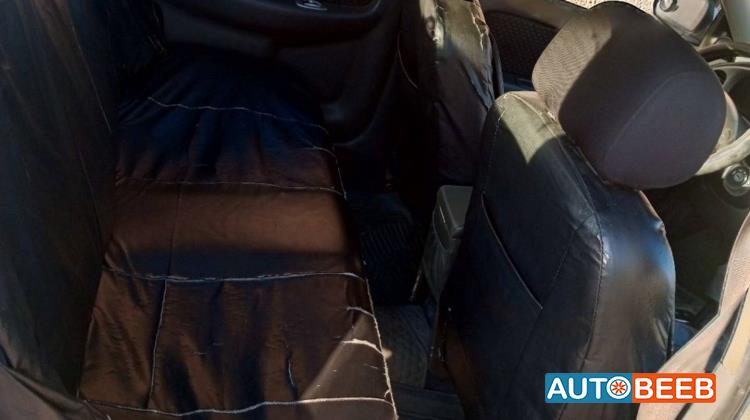 كيا سبكترا 2002