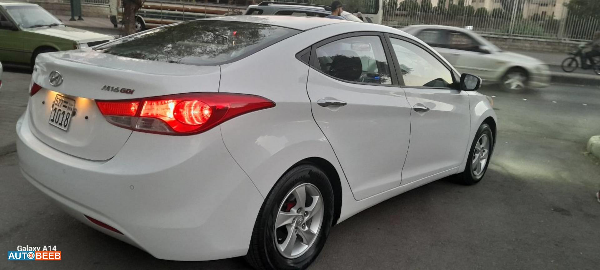 هيونداي افانتي 2011