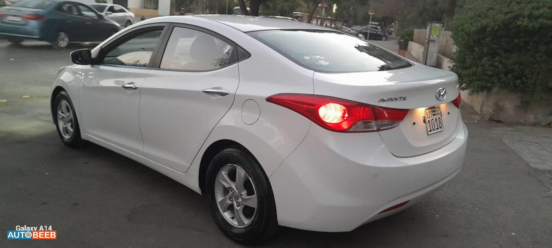 هيونداي افانتي 2011