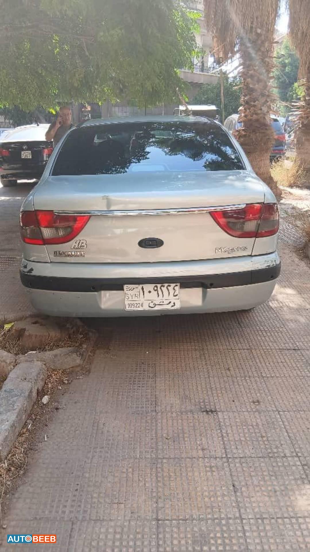 رينو ميجان 2004