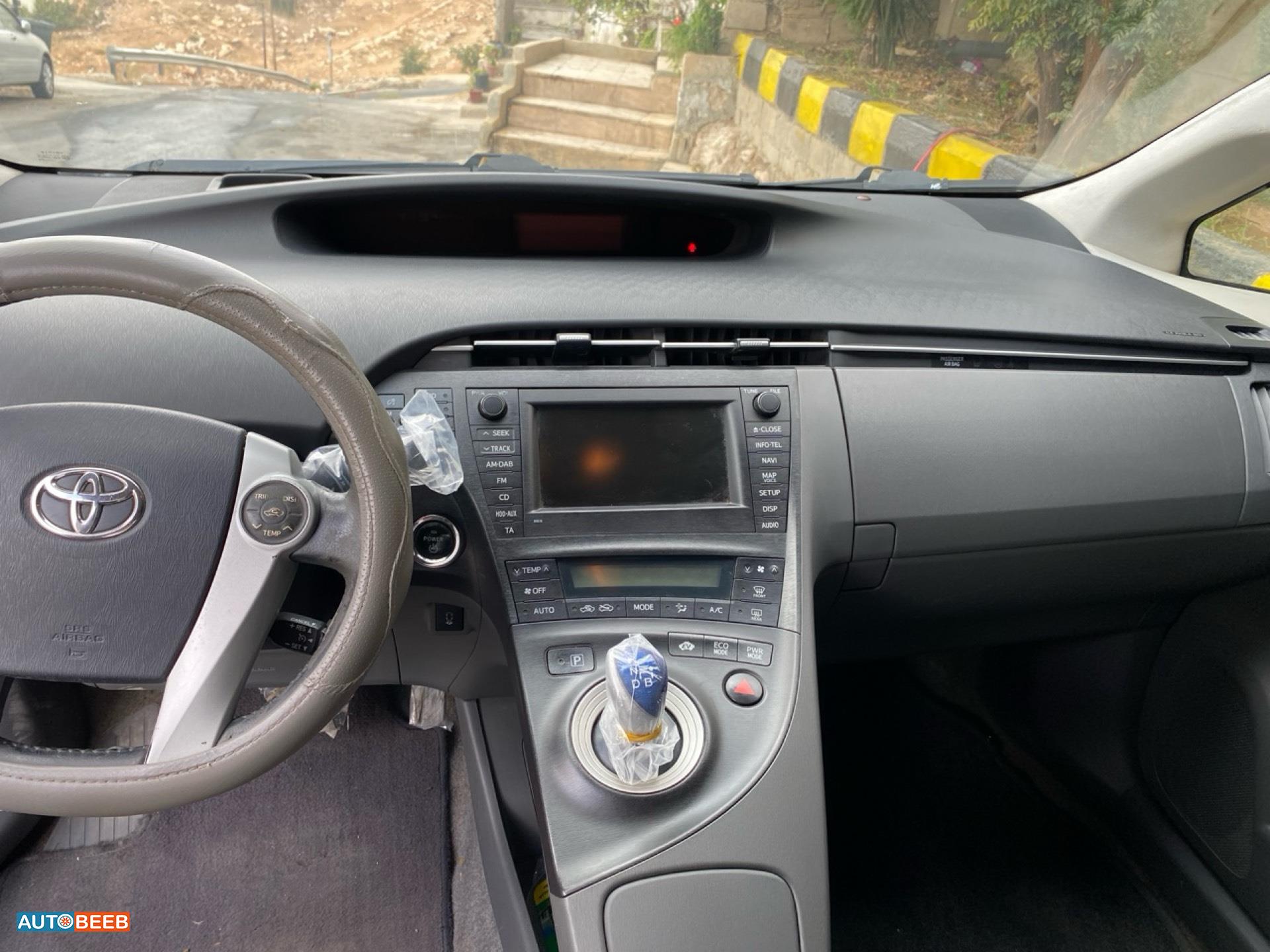 تويوتا بريوس 2009