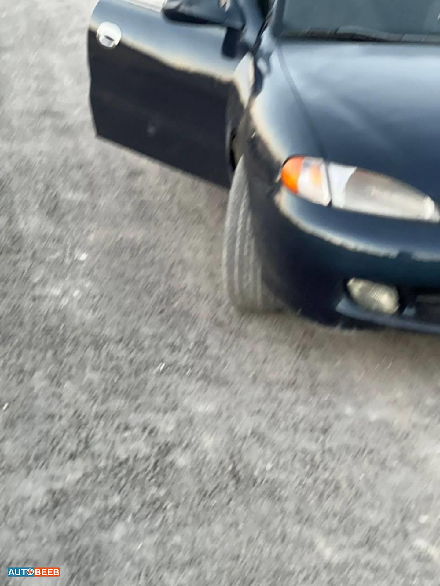 هيونداي افانتي 1996