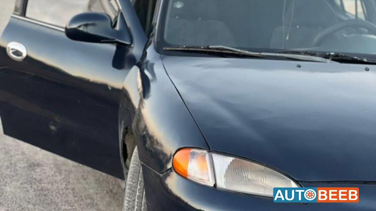 هيونداي افانتي 1996