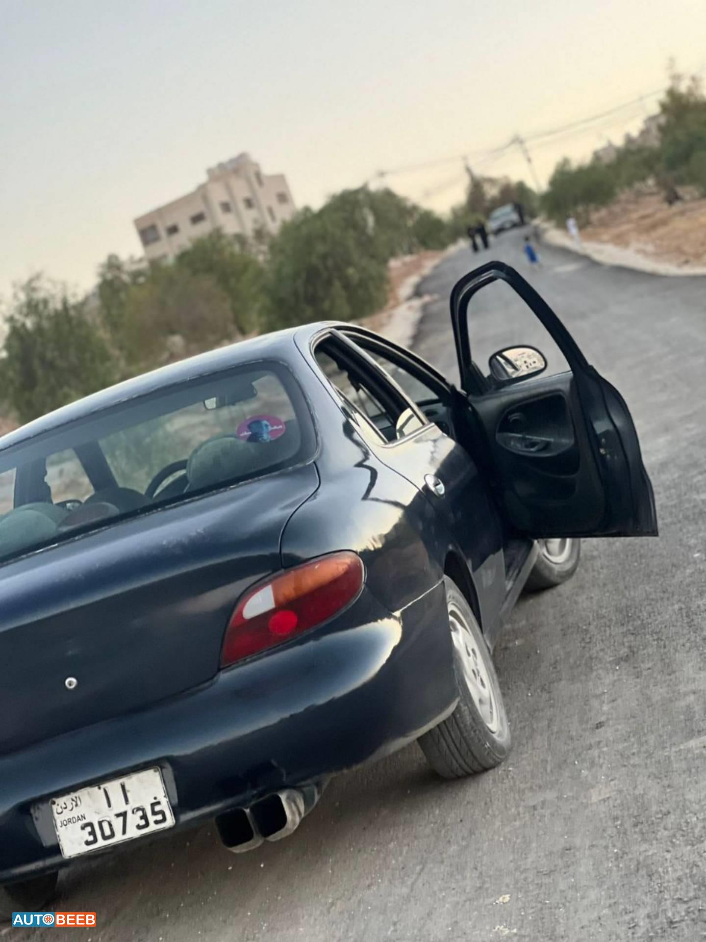 هيونداي افانتي 1996