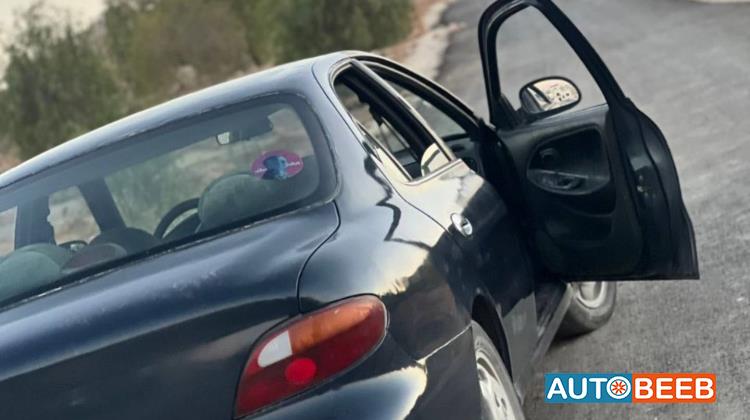 هيونداي افانتي 1996