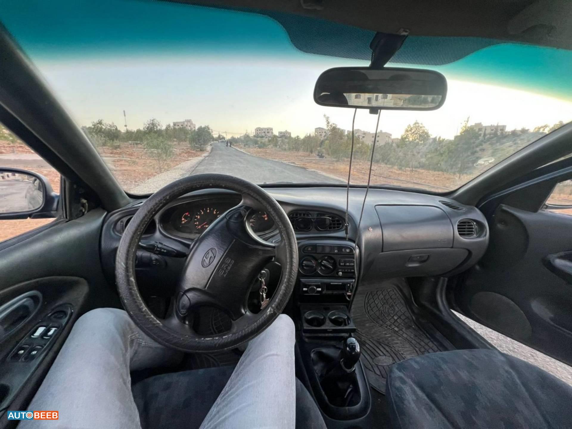 هيونداي افانتي 1996