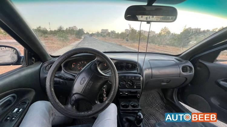 هيونداي افانتي 1996