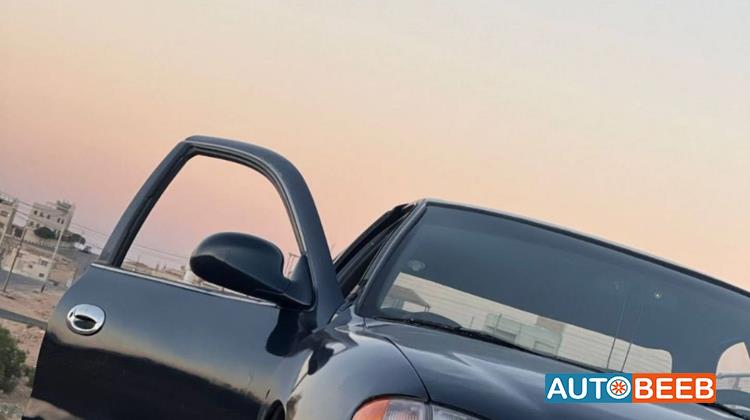 هيونداي افانتي 1996