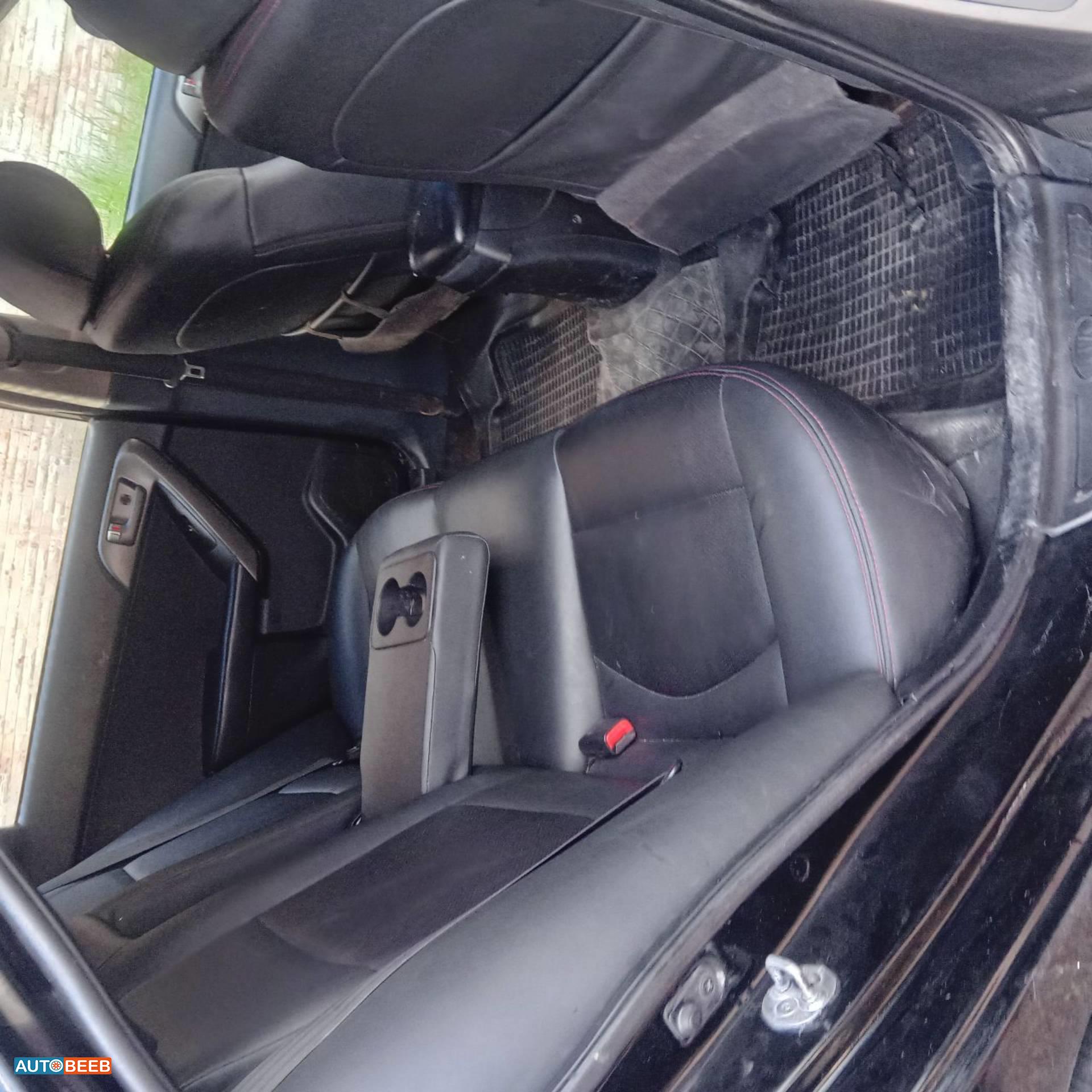 كيا فورتي 2010