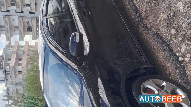 كيا فورتي 2010