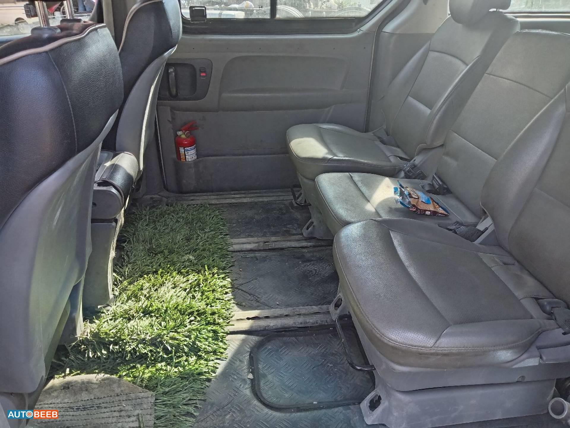 Minibus Hyundai 2008