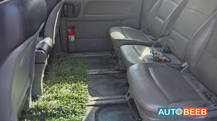 Minibus Hyundai 2008