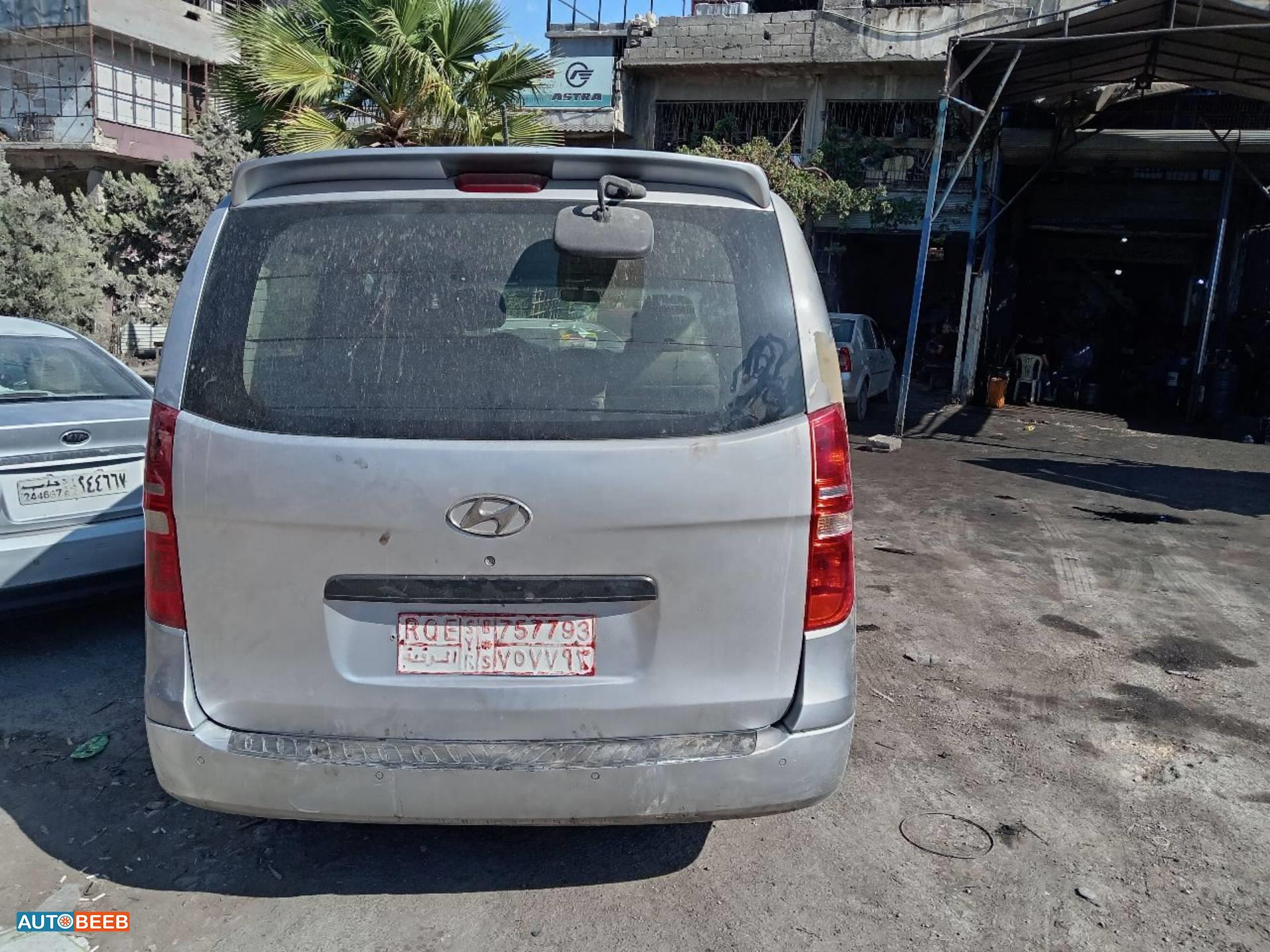 Minibus Hyundai 2008